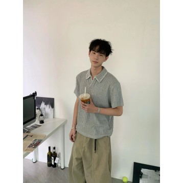 トレンドのメンズクールTシャツtokyocloset1